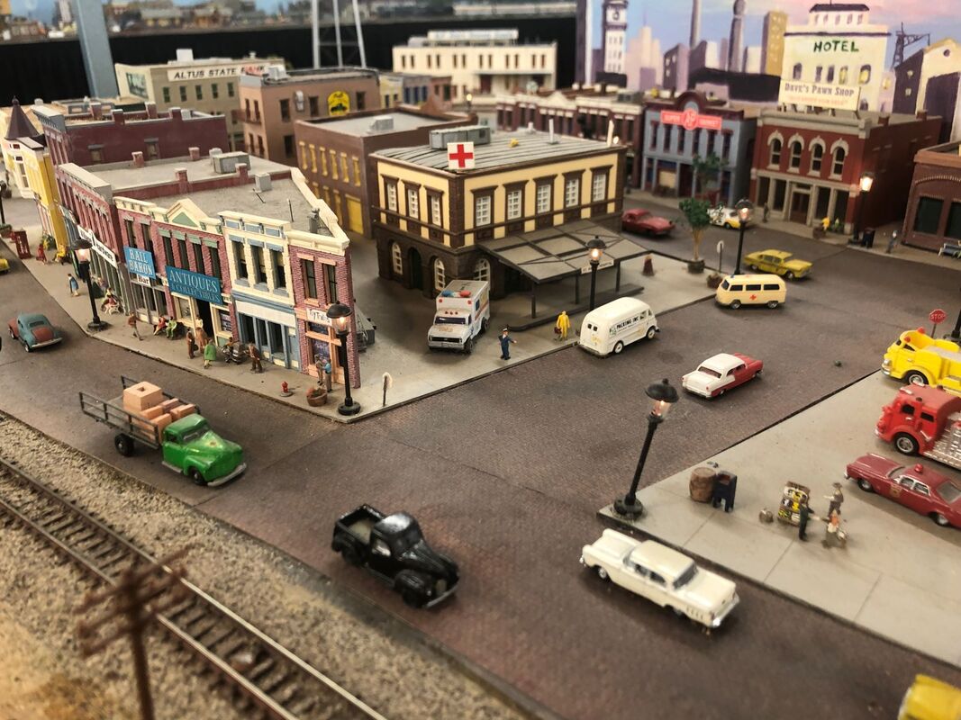 Traveling N-scale
